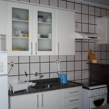 Apartamentos Em 乌巴图巴 外观 照片